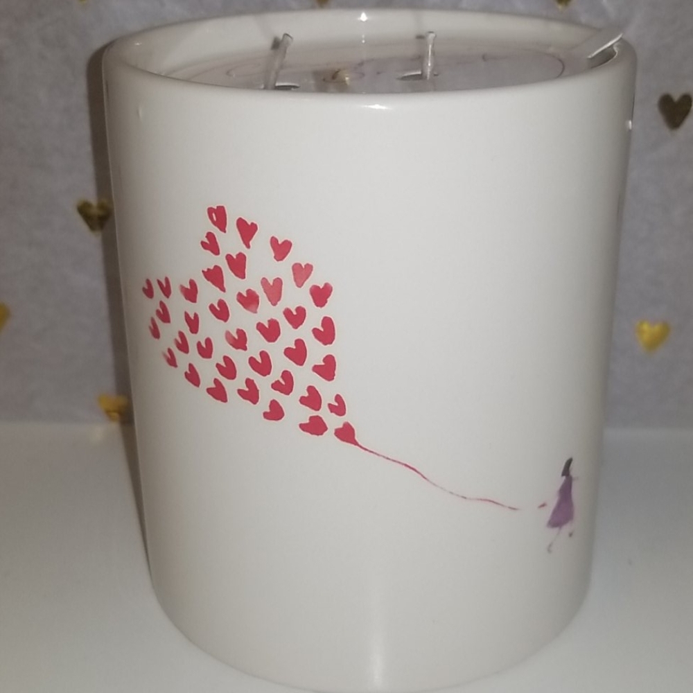 Brand New Lyght Champagne Brunch scented candle